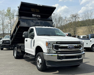 Used 2022 Ford F350 XL w/ Power Equipment Group image 1