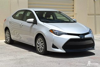 Used 2019 Toyota Corolla LE image 1