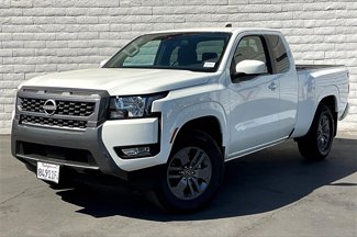 Used 2025 Nissan Frontier SV w/ SV Convenience Package image 1