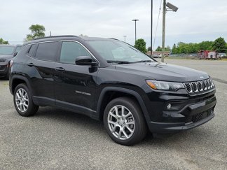 New 2024 Jeep Compass Latitude w/ Sun and Sound Group image 1