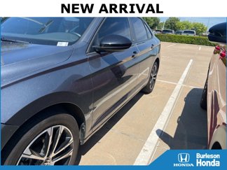 Used 2024 Volkswagen Jetta Sport image 1
