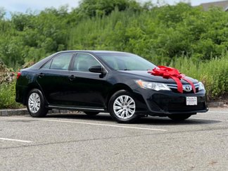 Used 2013 Toyota Camry LE image 1