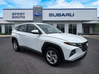 Used 2022 Hyundai Tucson SE image 1