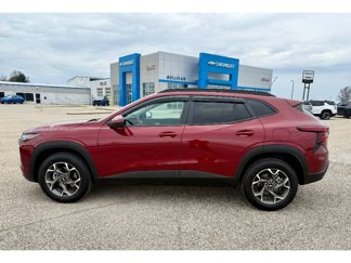 Used 2025 Chevrolet Trax LT w/ Sunroof Package image 1