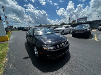 Used 2012 Volkswagen Eos Lux image 1