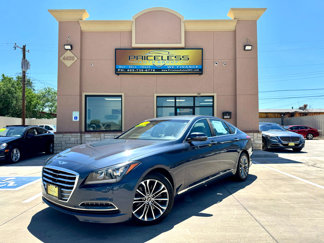 Used 2015 Hyundai Genesis 3.8 image 1