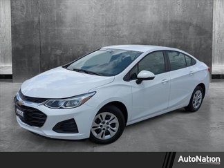 Used 2019 Chevrolet Cruze LS image 1