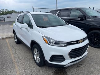 Used 2018 Chevrolet Trax LT w/ LT Convenience Package image 1