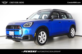 Used 2025 MINI Cooper Countryman S image 1