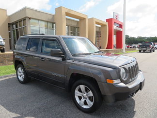 Used 2016 Jeep Patriot Latitude image 1