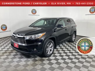Used 2015 Toyota Highlander XLE image 1