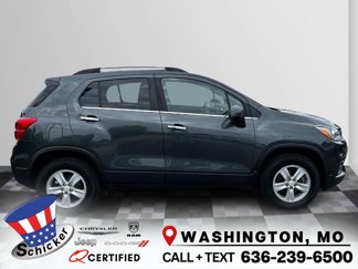 Used 2018 Chevrolet Trax LT w/ LT Convenience Package image 1