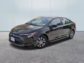 Used 2022 Toyota Corolla LE image 1