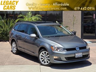 Used 2017 Volkswagen Golf SE image 1