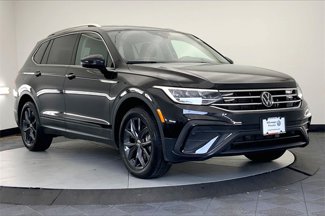 Certified 2024 Volkswagen Tiguan SE image 1