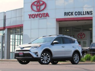 Used 2016 Toyota RAV4 Limited image 1