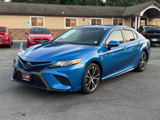 Used 2019 Toyota Camry SE image 1