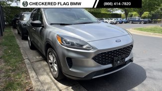 Used 2022 Ford Escape SE w/ Convenience Package image 1