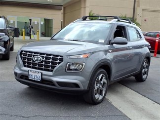 Certified 2022 Hyundai Venue SEL image 1