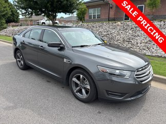 Used 2016 Ford Taurus SEL image 1