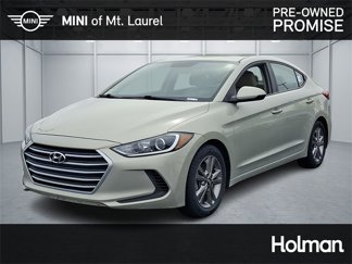 Used 2017 Hyundai Elantra SE image 1