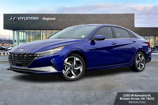 Used 2023 Hyundai Elantra Limited w/ Cargo Package image 1