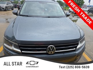 Used 2018 Volkswagen Tiguan SE w/ Panoramic Sunroof Package image 1