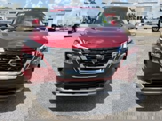Used 2021 Nissan Rogue SV image 1