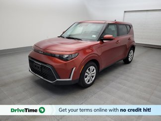 Used 2023 Kia Soul LX image 1