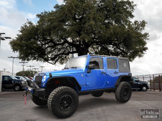Used 2015 Jeep Wrangler Unlimited Rubicon w/ Connectivity Group image 1