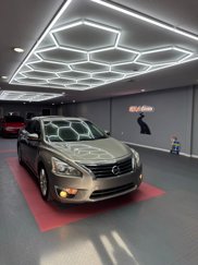 Used 2015 Nissan Altima 2.5 SL w/ Technology Package image 1