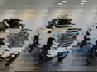 Used 2020 GMC Sierra 3500 Denali image 1