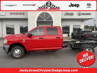 New 2024 RAM 3500 Tradesman w/ Chrome Appearance Group image 1