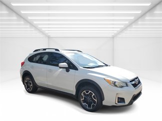 Used 2017 Subaru Crosstrek 2.0i Premium image 1