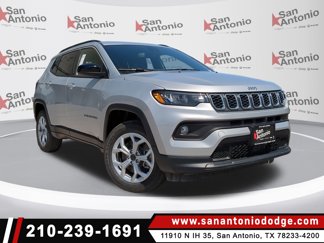 New 2025 Jeep Compass Latitude image 1