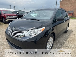 Used 2015 Toyota Sienna AWD image 1
