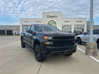 Used 2019 Chevrolet Silverado 1500 Custom Trail Boss w/ Custom Convenience Package image 1