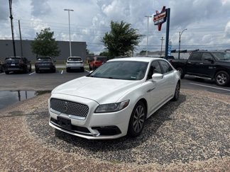Used 2020 Lincoln Continental image 1