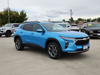 New 2025 Chevrolet Trax LT w/ Driver Confidence Package image 1