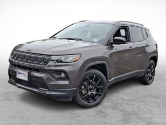 Certified 2022 Jeep Compass Altitude image 1