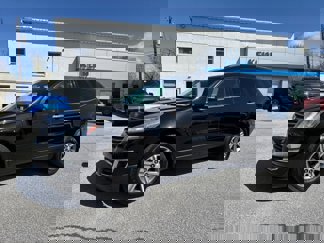 Used 2017 Chevrolet Traverse LT image 1