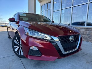 Used 2022 Nissan Altima 2.5 SV image 1