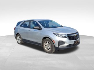 Used 2022 Chevrolet Equinox LS w/ LS Convenience Package image 1