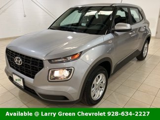 Used 2024 Hyundai Venue SE image 1