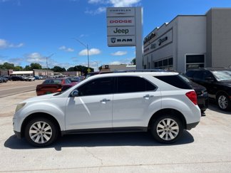 Used 2011 Chevrolet Equinox LT w/ Chrome Appearance Package image 1