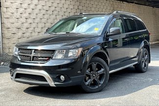 Used 2019 Dodge Journey Crossroad image 1