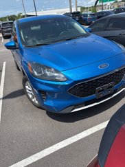 Used 2020 Ford Escape SE image 1