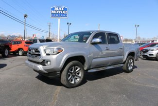 Used 2016 Toyota Tacoma Limited image 1
