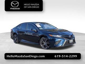 Used 2019 Toyota Camry L image 1