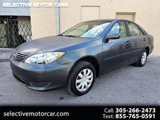 Used 2005 Toyota Camry LE image 1